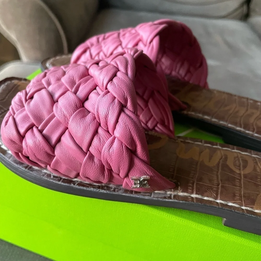 Sam Edelman Women's Griffin Flat Sandal  Pink Woven Slide Sandals